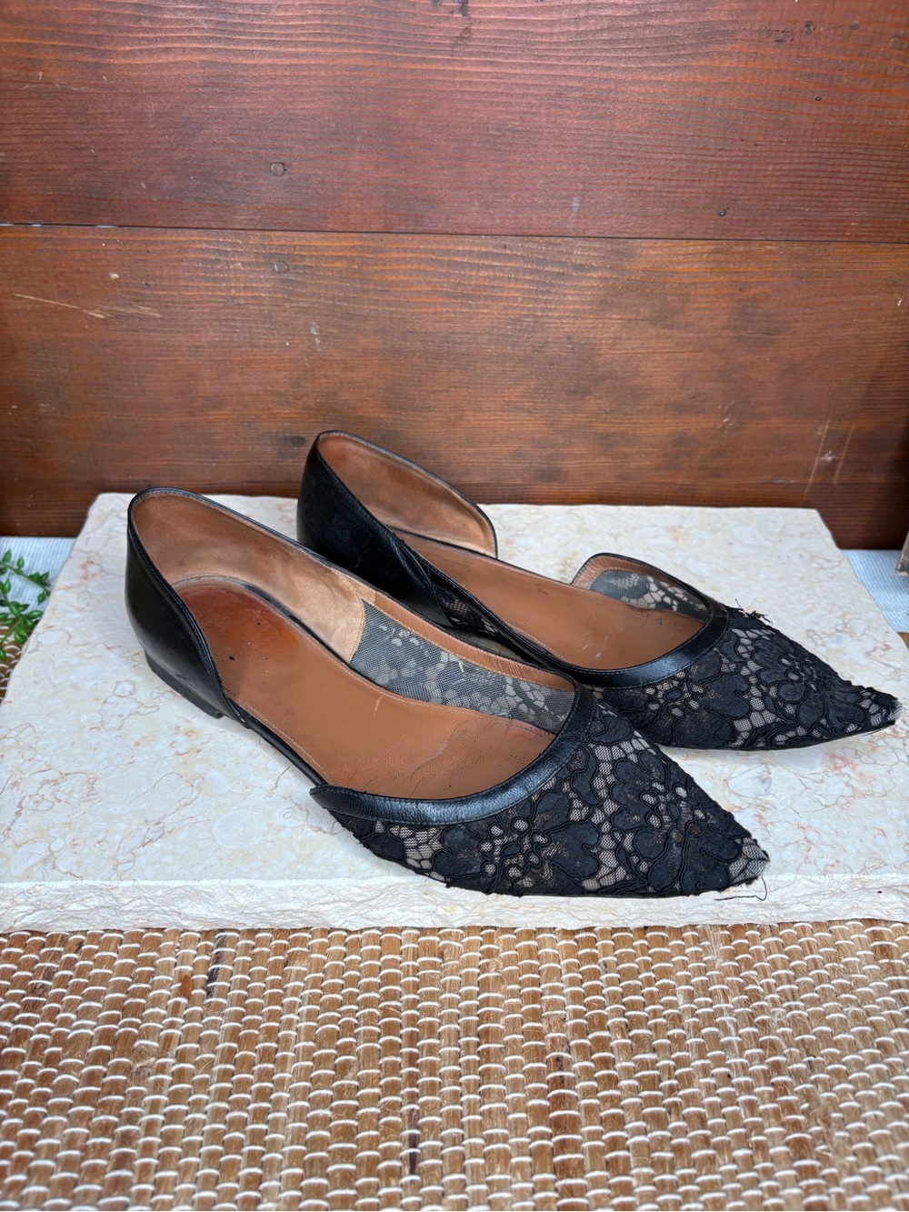 Givenchy Black Lace Pointed Toe Flats Size 38.5 Rough Beat Up Condition